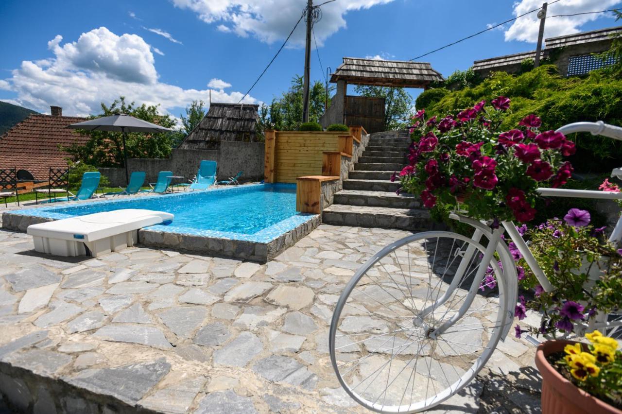 Neva Sobe Sa Pogledom Na Planine Apartment Mokra Gora Exterior photo
